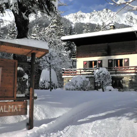 Cremerie Balmat فندق مبيت وإفطار *