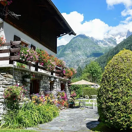 Alojamento de Acomodação e Pequeno-almoço Crêmerie Balmat Chamonix